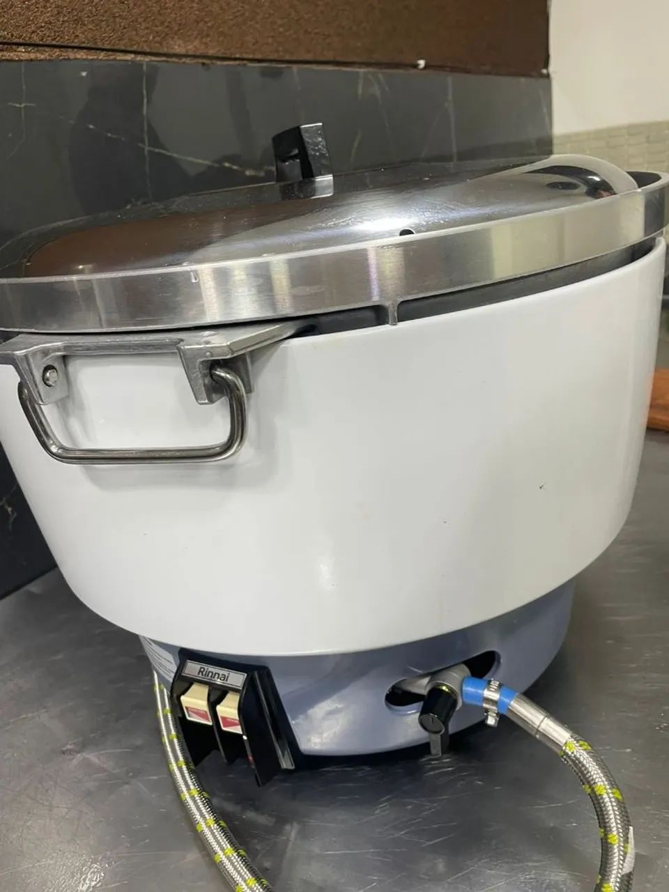 Vende-se panela de arroz da marca rinnai - Foto 2