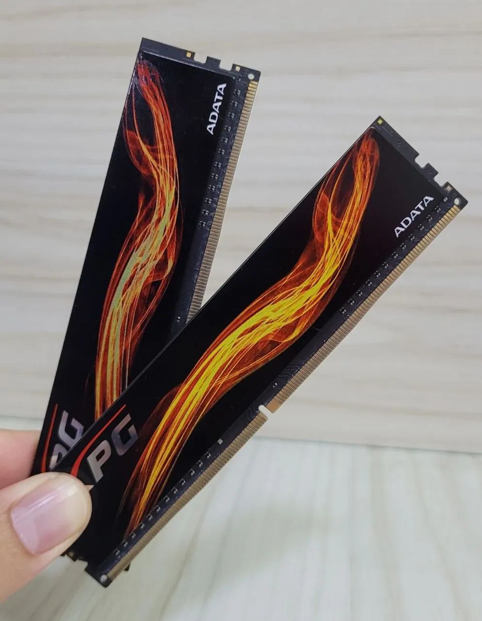 Kit 2x8GB Memória RAM DDR4 XPG Adata 16GB 2400/2666MHz