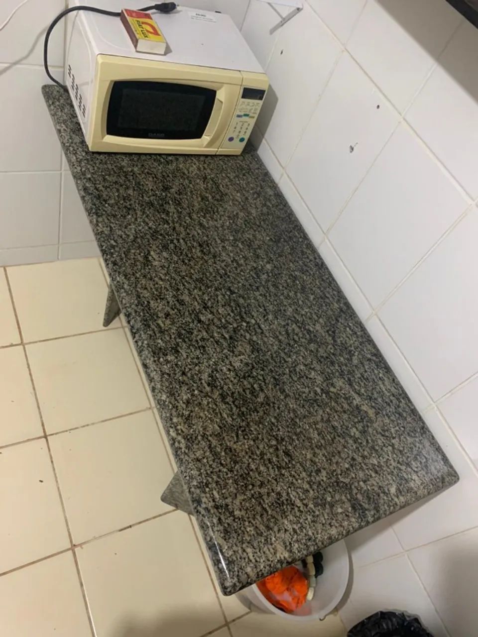 High-Quality Granite Countertop/Table65115993259650121
