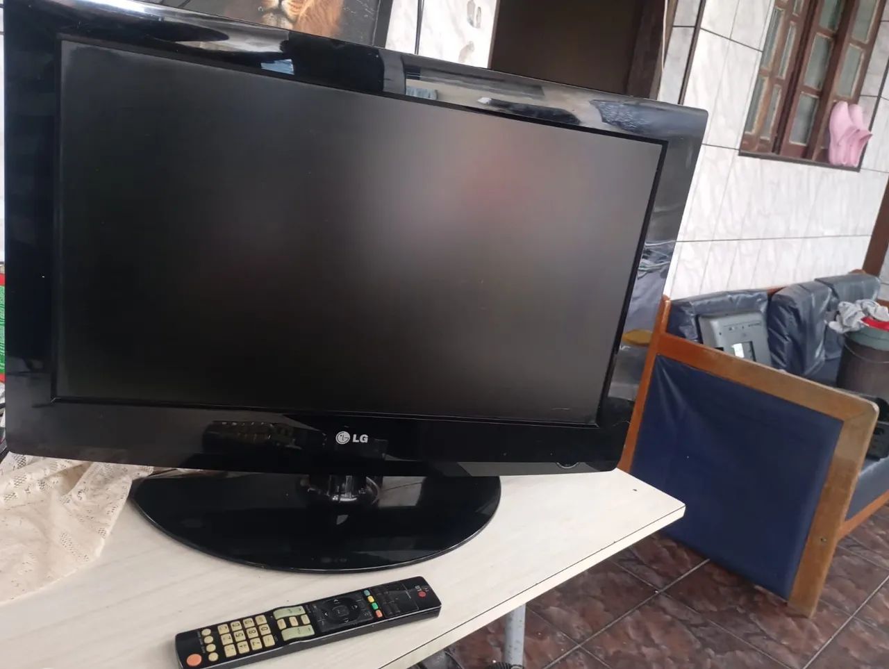 Tv LG 28 polegadas (COM DEFEITO)