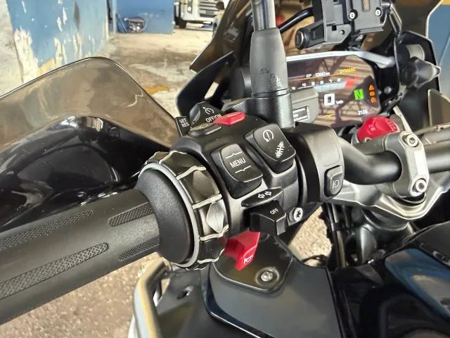 GS 1250 ADV TRIPLO BLACK  - Foto 4