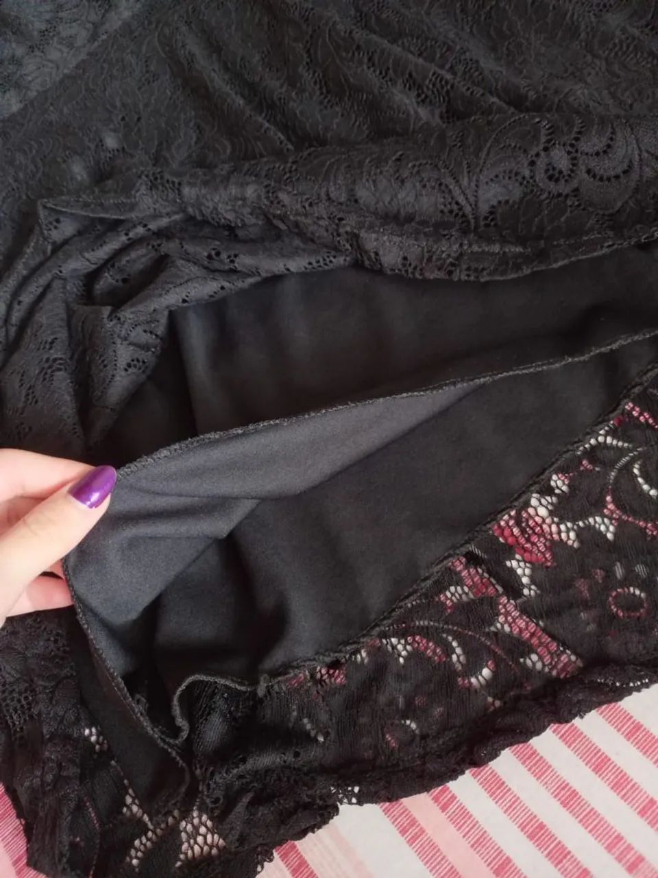 Vestido preto de renda com bojo  - Foto 5