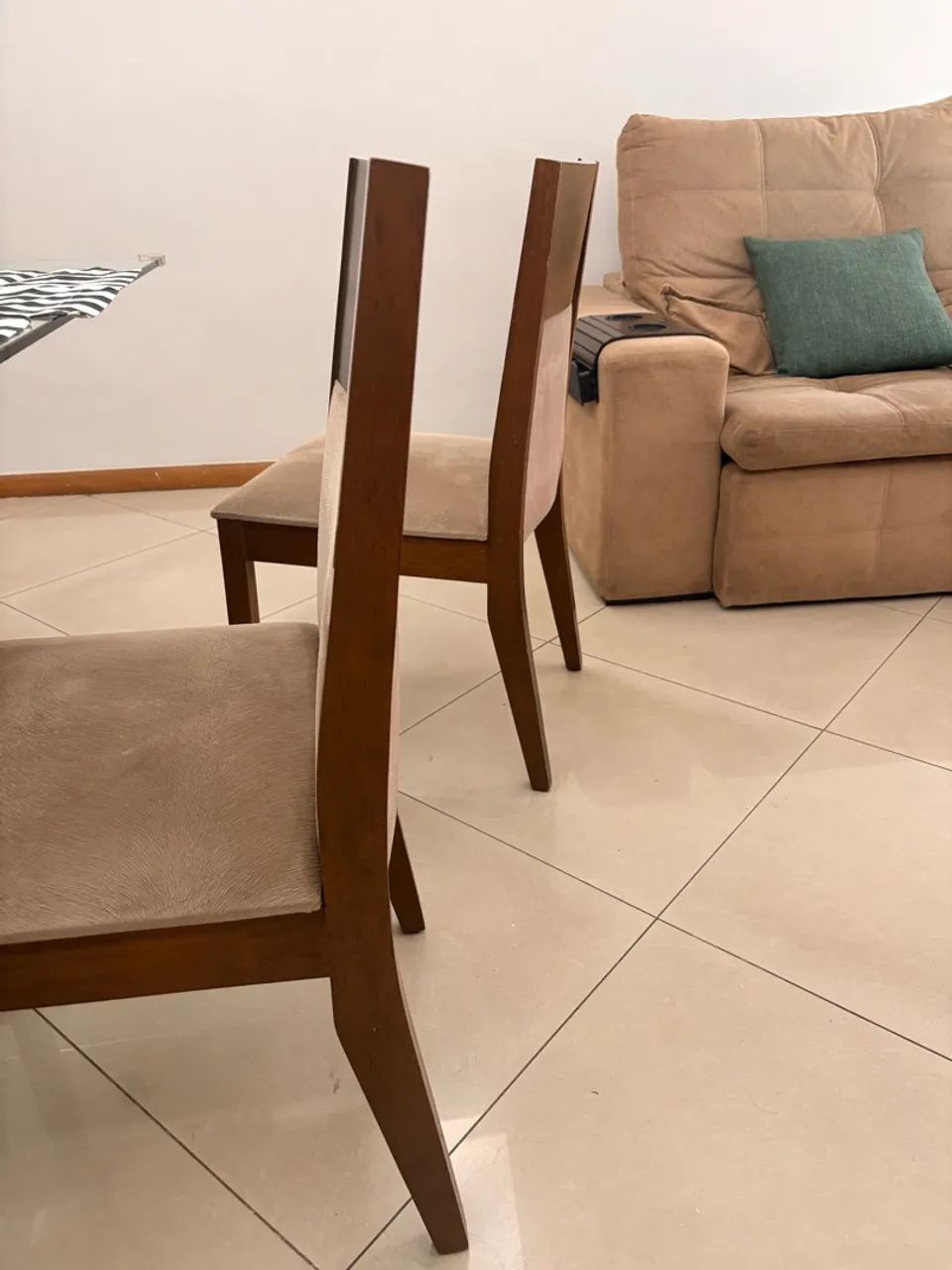 Cadeiras de jantar 