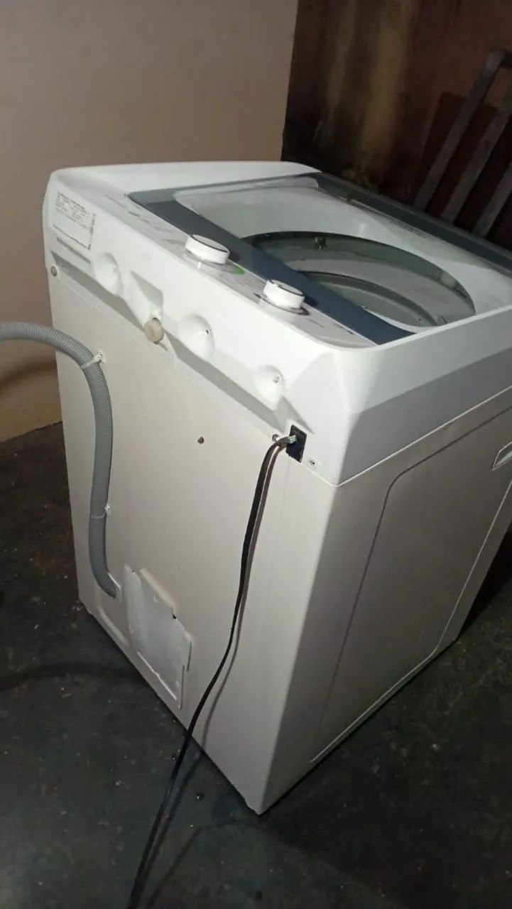 Máquina de lavar roupa 