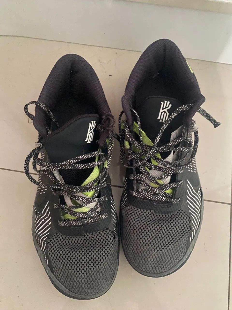 Tênis de basquete Nike Kyrie Flytrap 5 EP Black Cool Grey - Foto 2