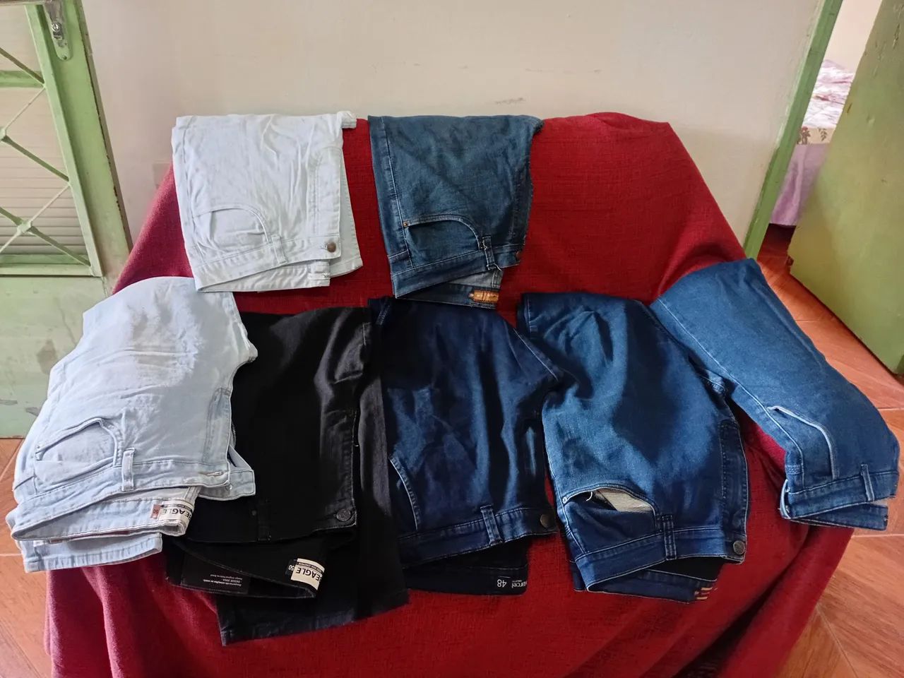 Calças masculinas semi nova n 48 e 50