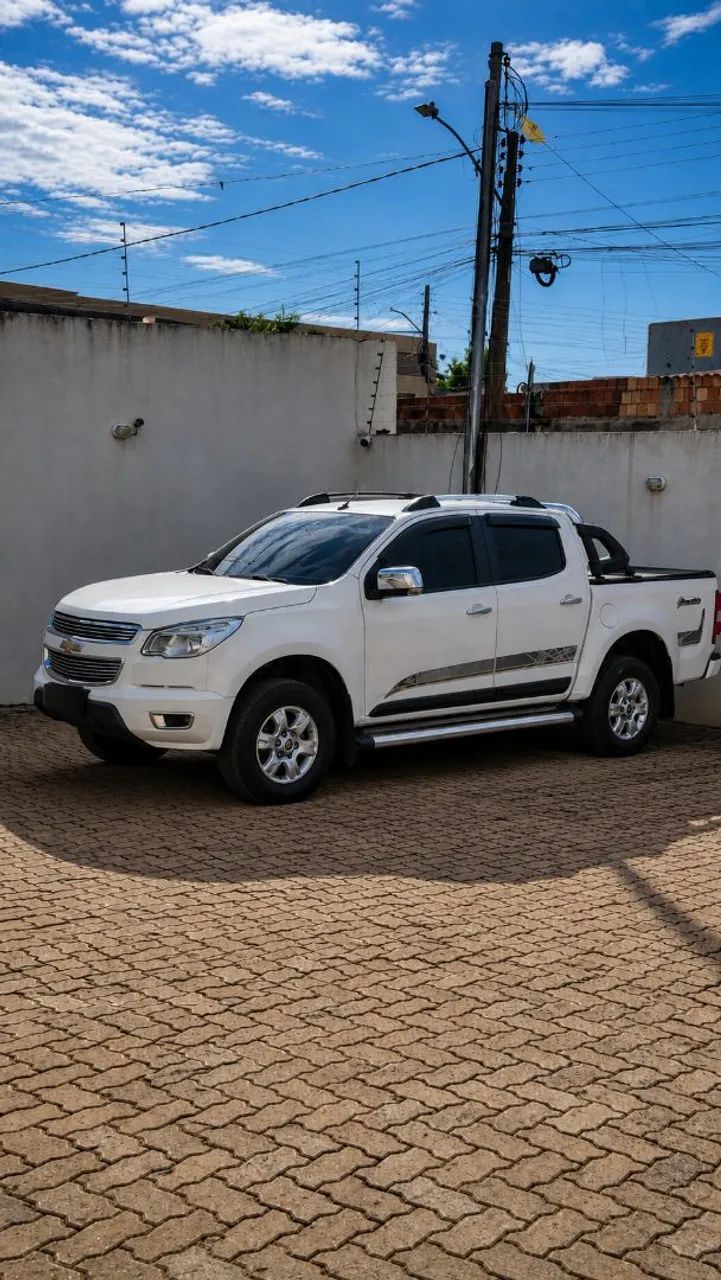 Chevrolet S10 S10 P-Up Freeride 2.5 Flex 4x2 CD Mec. 2016