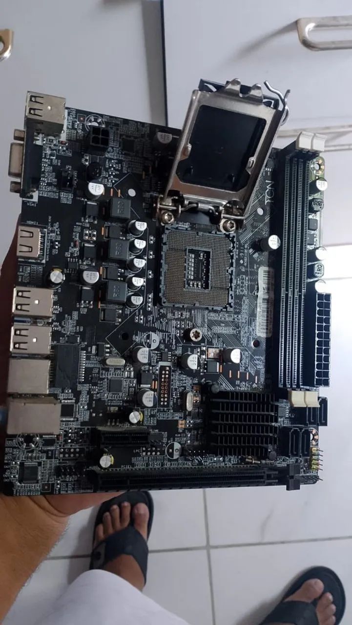 PLACA MÃE SEMINOVA (NA CAIXA) 120$ - Foto 2