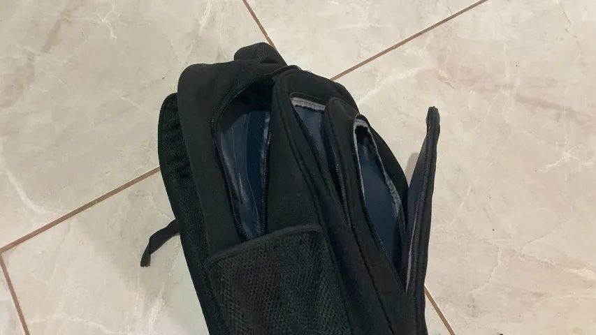 Mochila grande compartimento notebook novissima - Foto 3