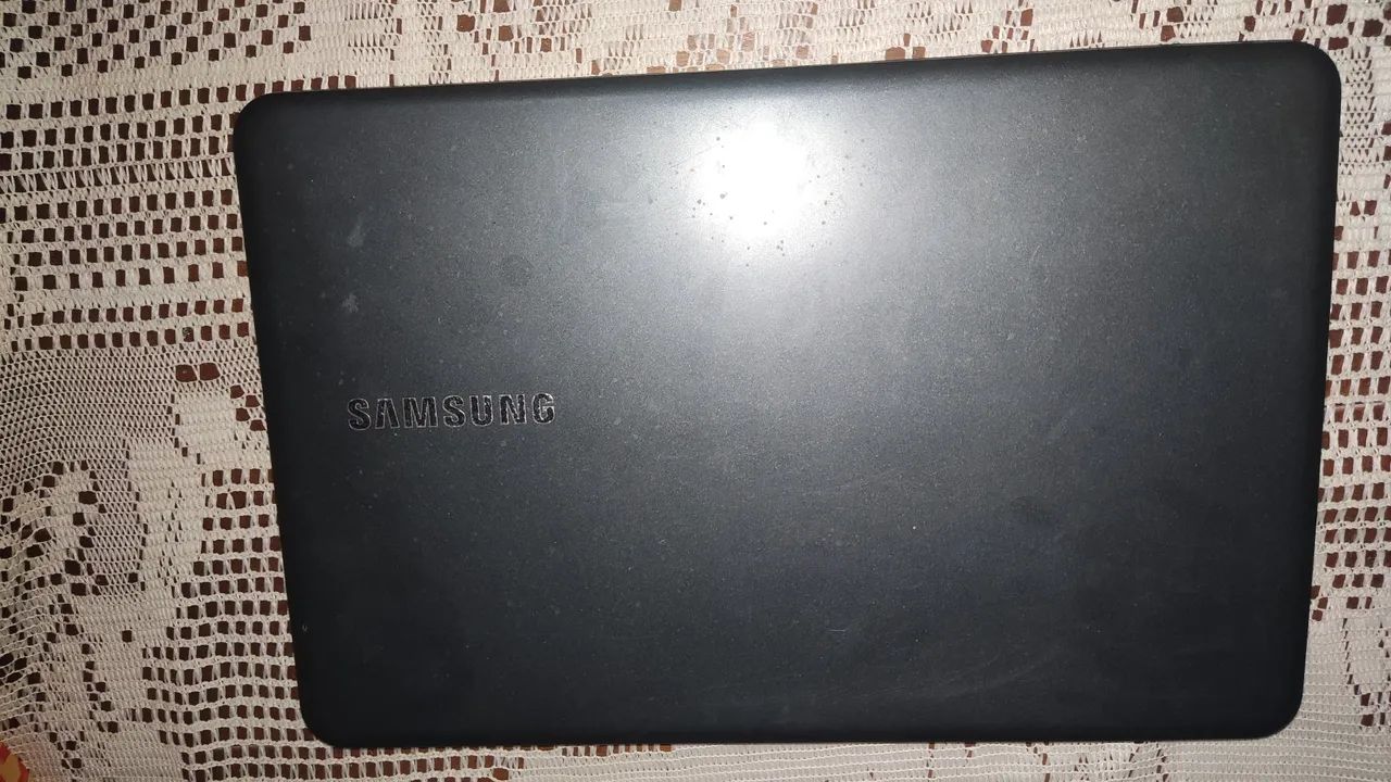 Notebook Samsung 500G de memória  - Foto 3