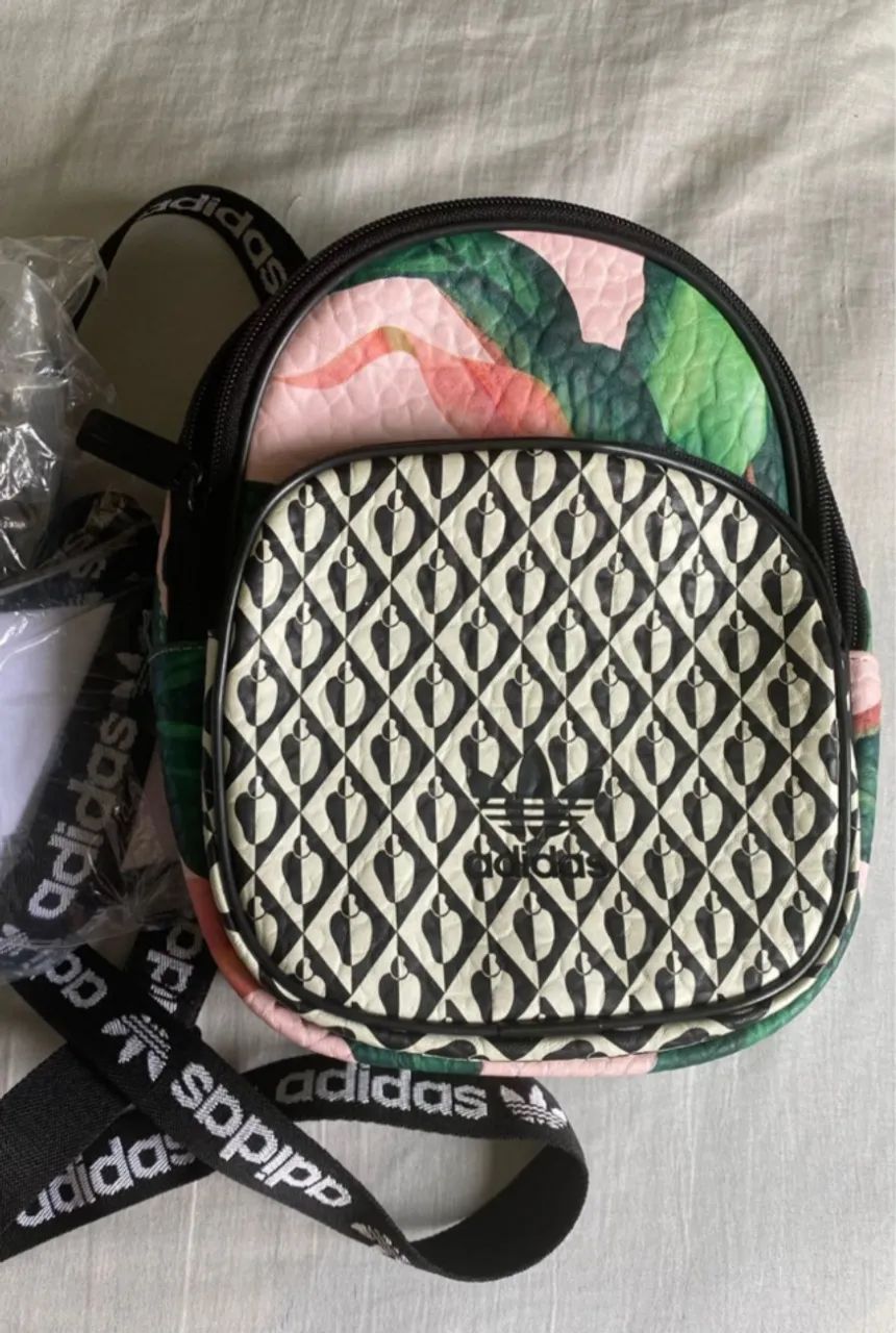 Bolsa Adidas x Farm Rio Estampada Original