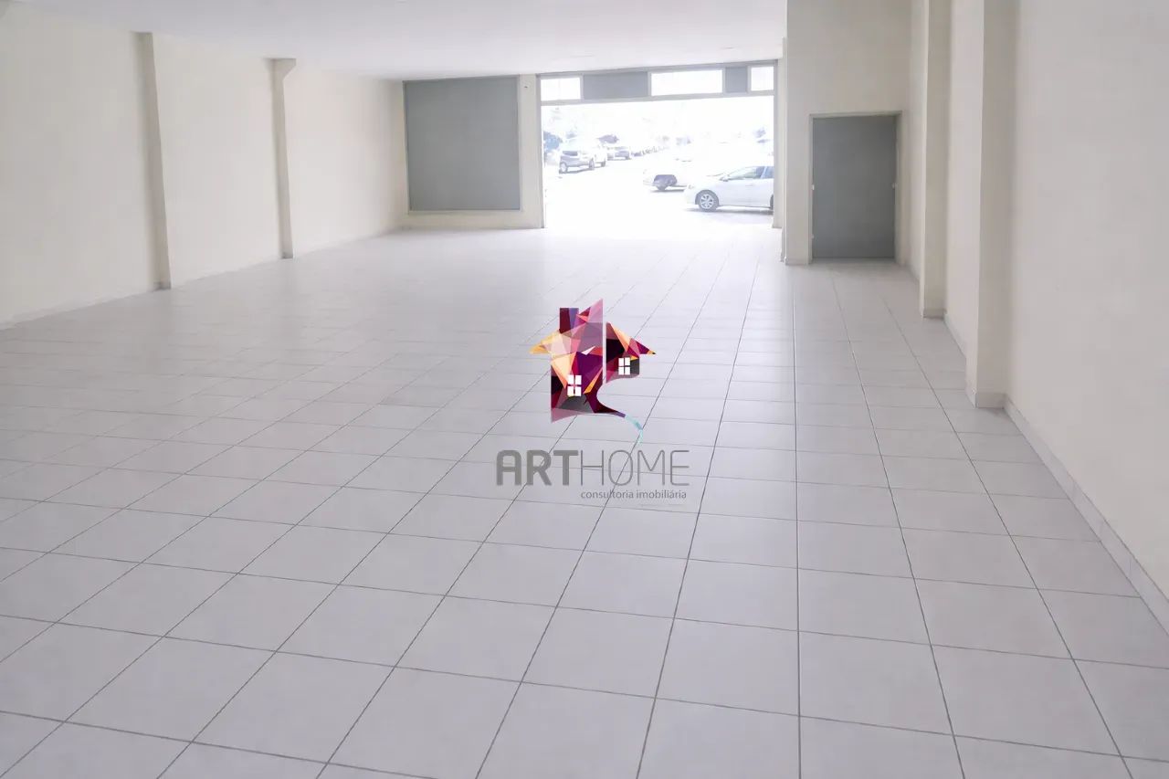 Salão Comercial para Alugar em Santo André (Jd. Santo Antônio) | 300m²