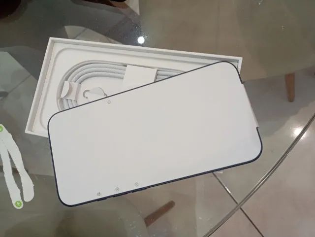 Vende-se iPhone 16e 256 GB zero  - Foto 3