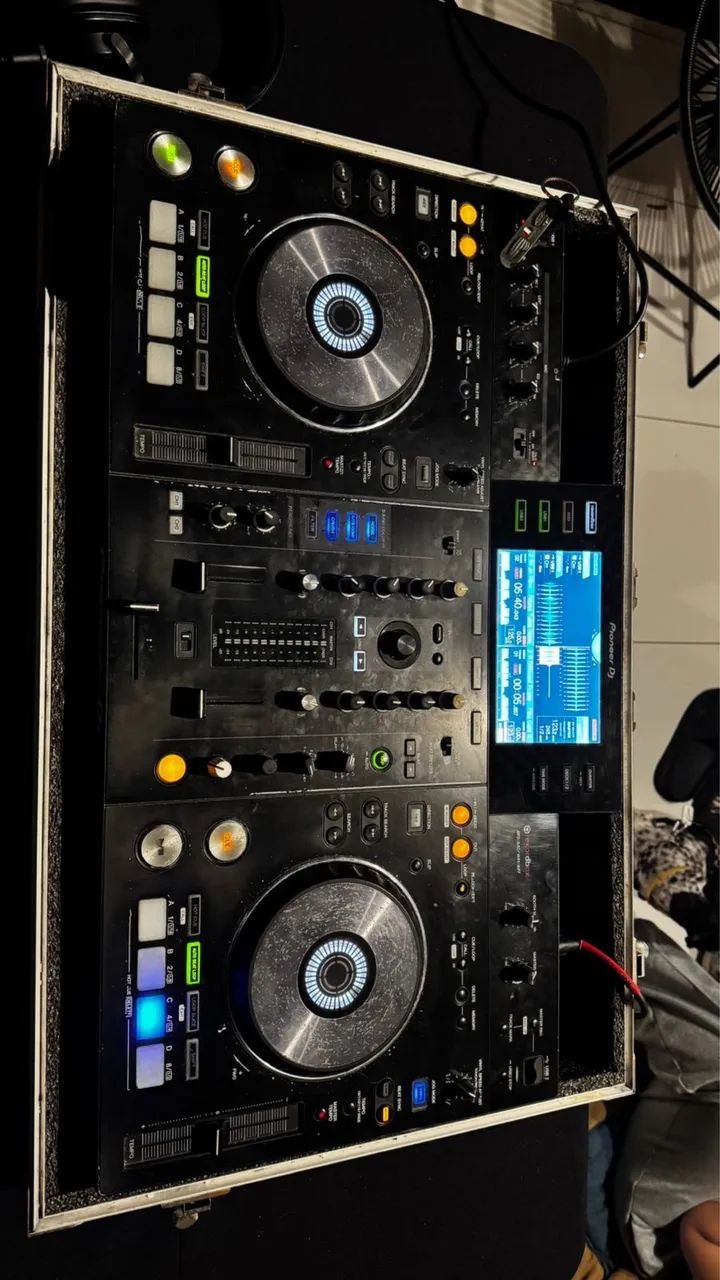 Controladora Pioneer XDJ RX - Foto 3