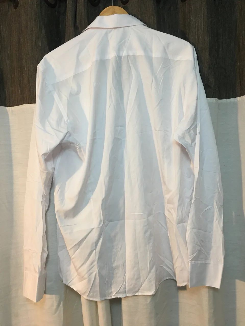 Camisa de botão slim fit branca G (NOVA) - Foto 2