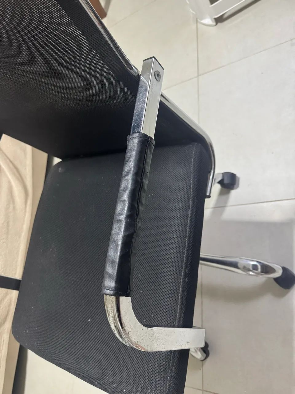 Cadeira de escritório - Foto 2