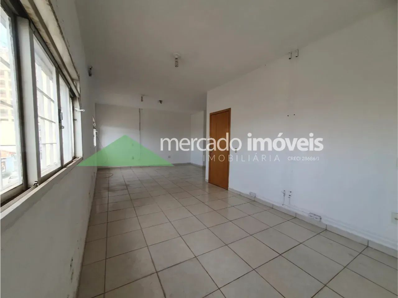 ALUGA - SE SALA COMERCIAL NA CIDADE NOVA - Foto 3
