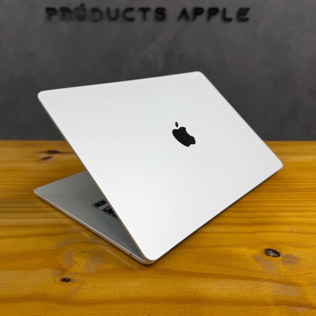 MACBOOK AIR M4 15 POL PRATEADO 16GB RAM 256GB - GARANTIA APPLE