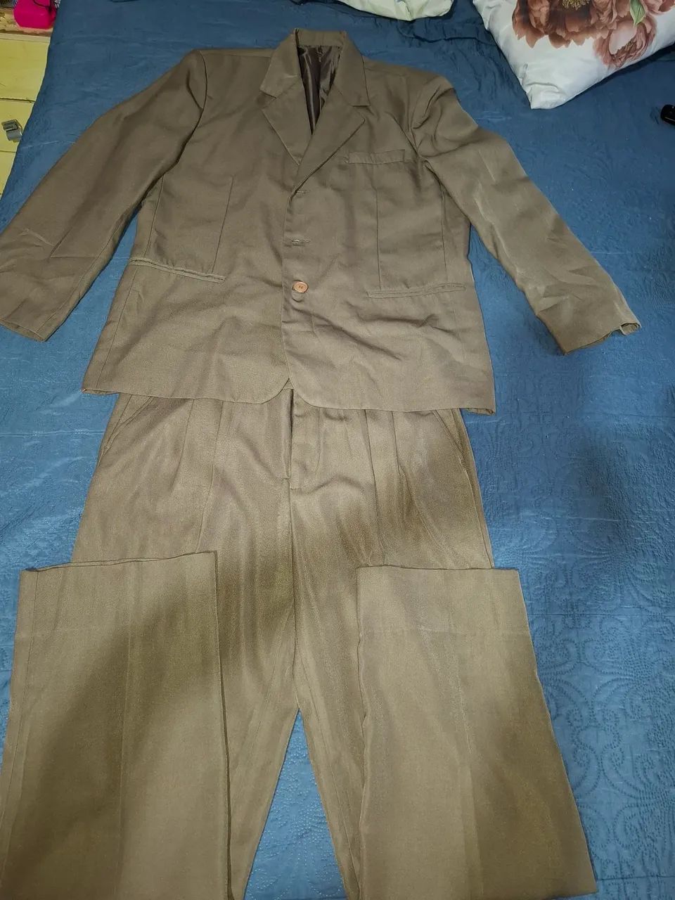 Vende se terno masculino 