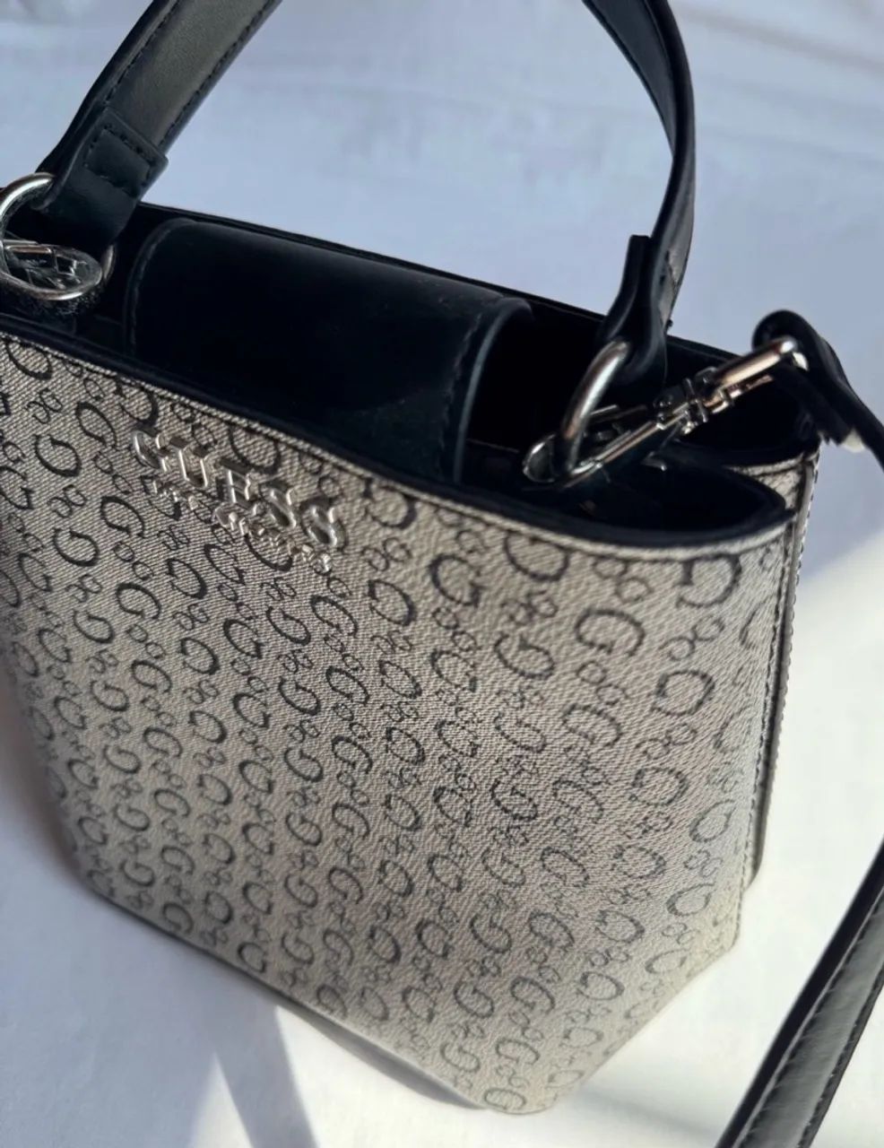Bolsa Guess original transpassada 