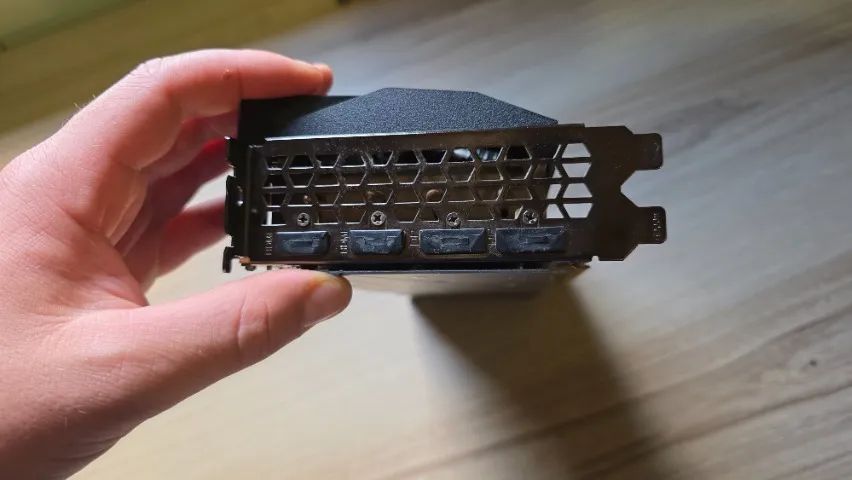 RX 6800 Placa de Video - Foto 4