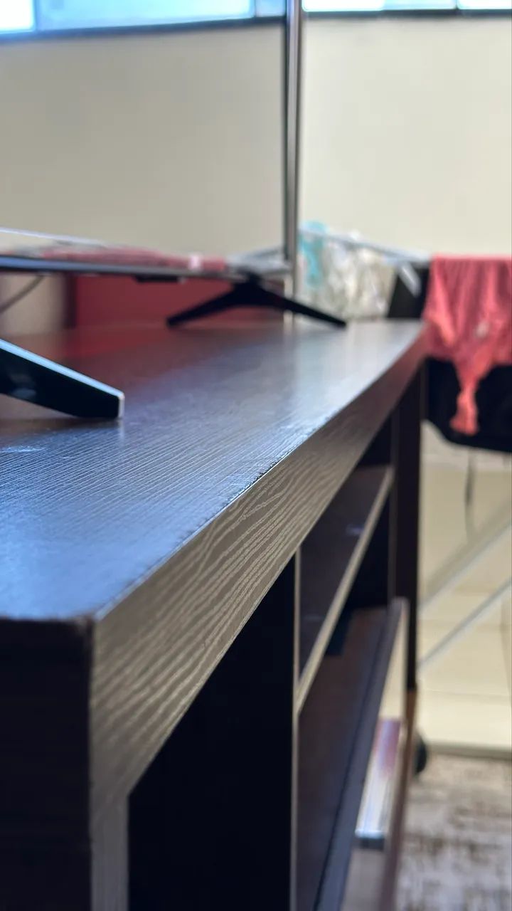 Rack 100% pra tv de até 80 polegadas super conservado  - Foto 2