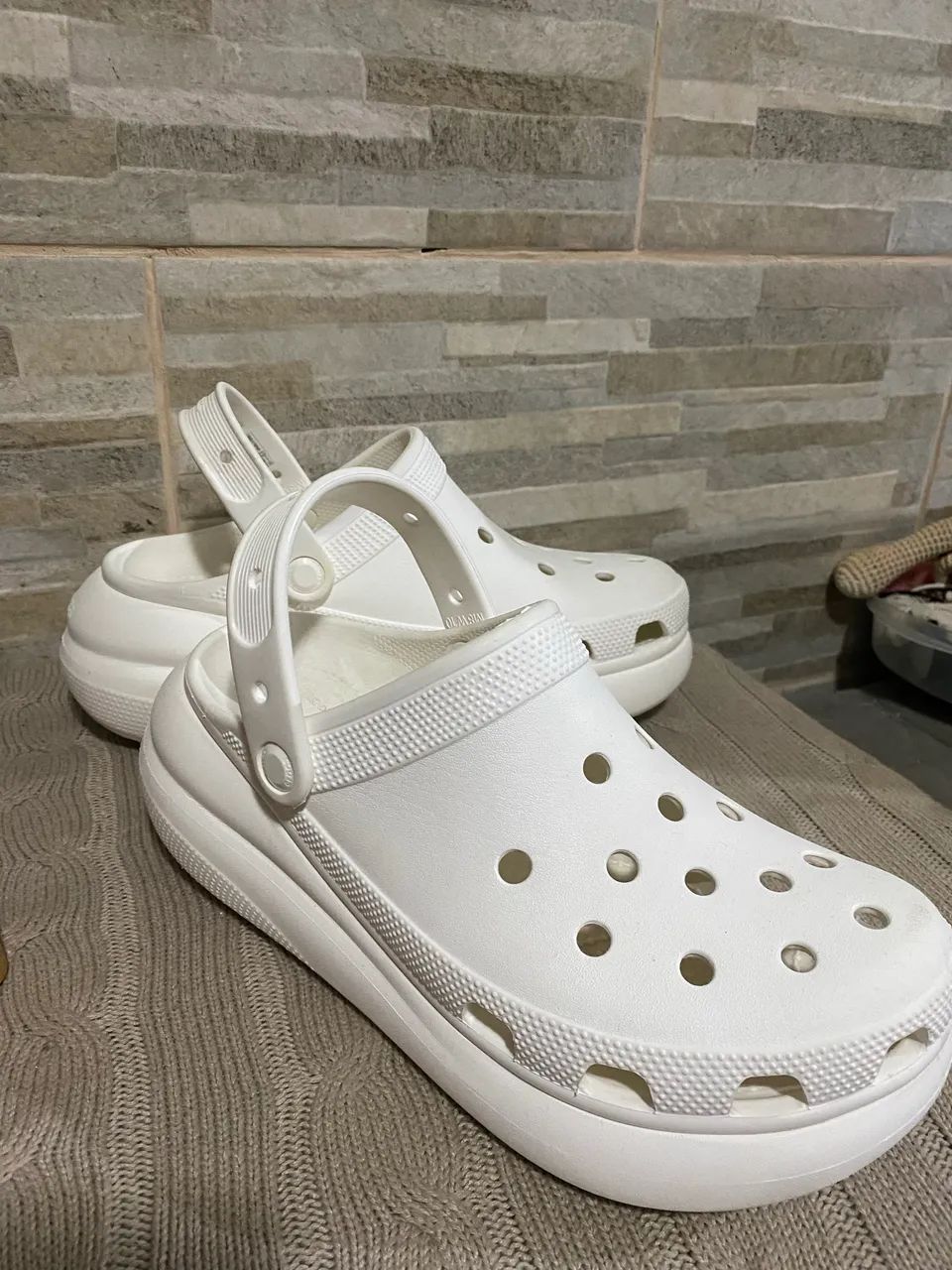 Crocs Classic Mega Crush Clog tamanho 39/40