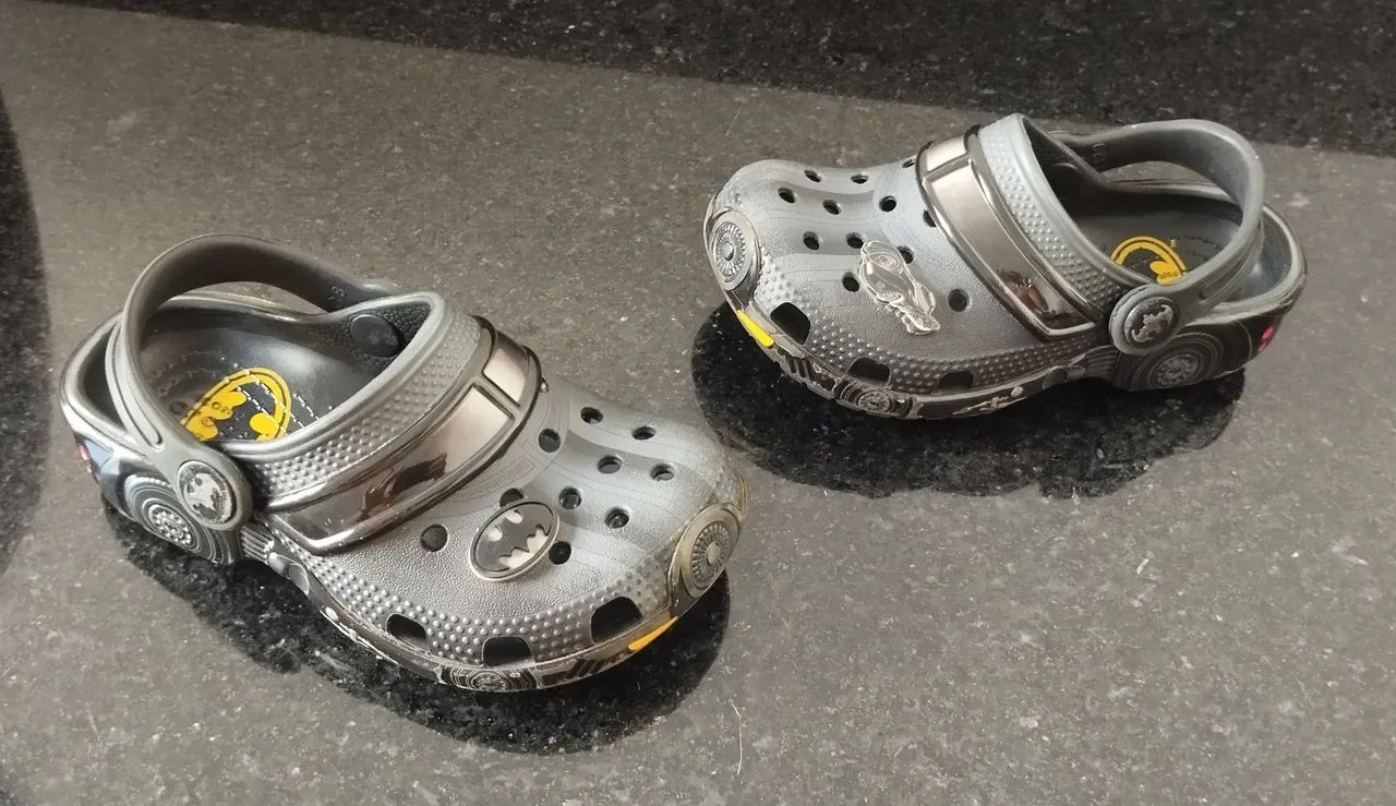 Crocs Batman Tam 26