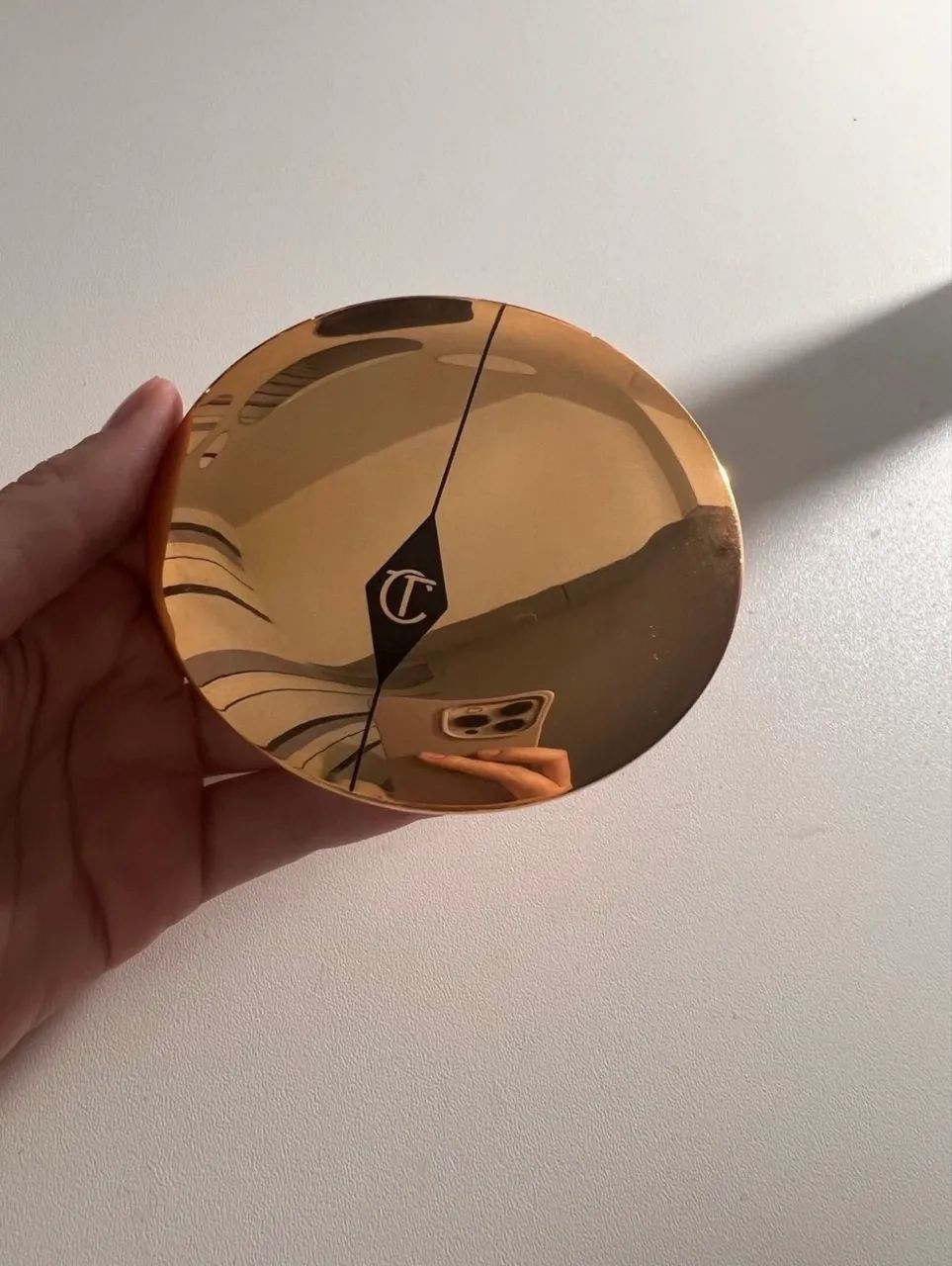 Pó compacto charlotte tilbury cor 2 