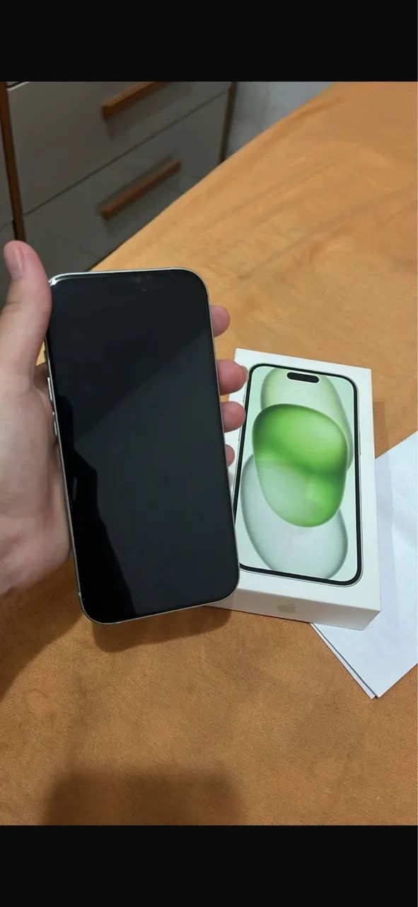 iPhone 15 
