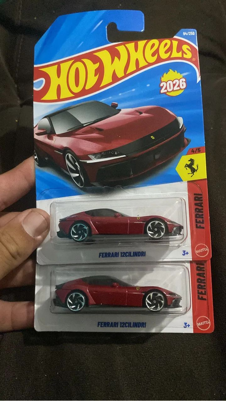 Ferrari 12 cillindri hotwheels