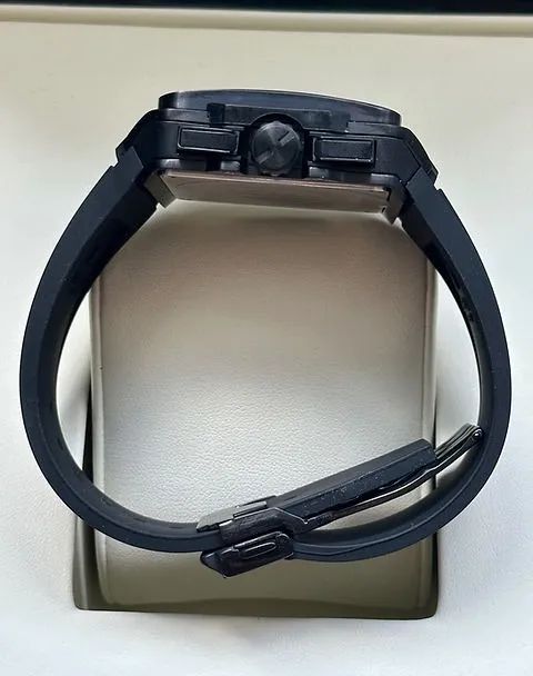 Relógio HUBLOT SQUARE BANG ALL BLACK MULTIFUNCIONAL  - Foto 5