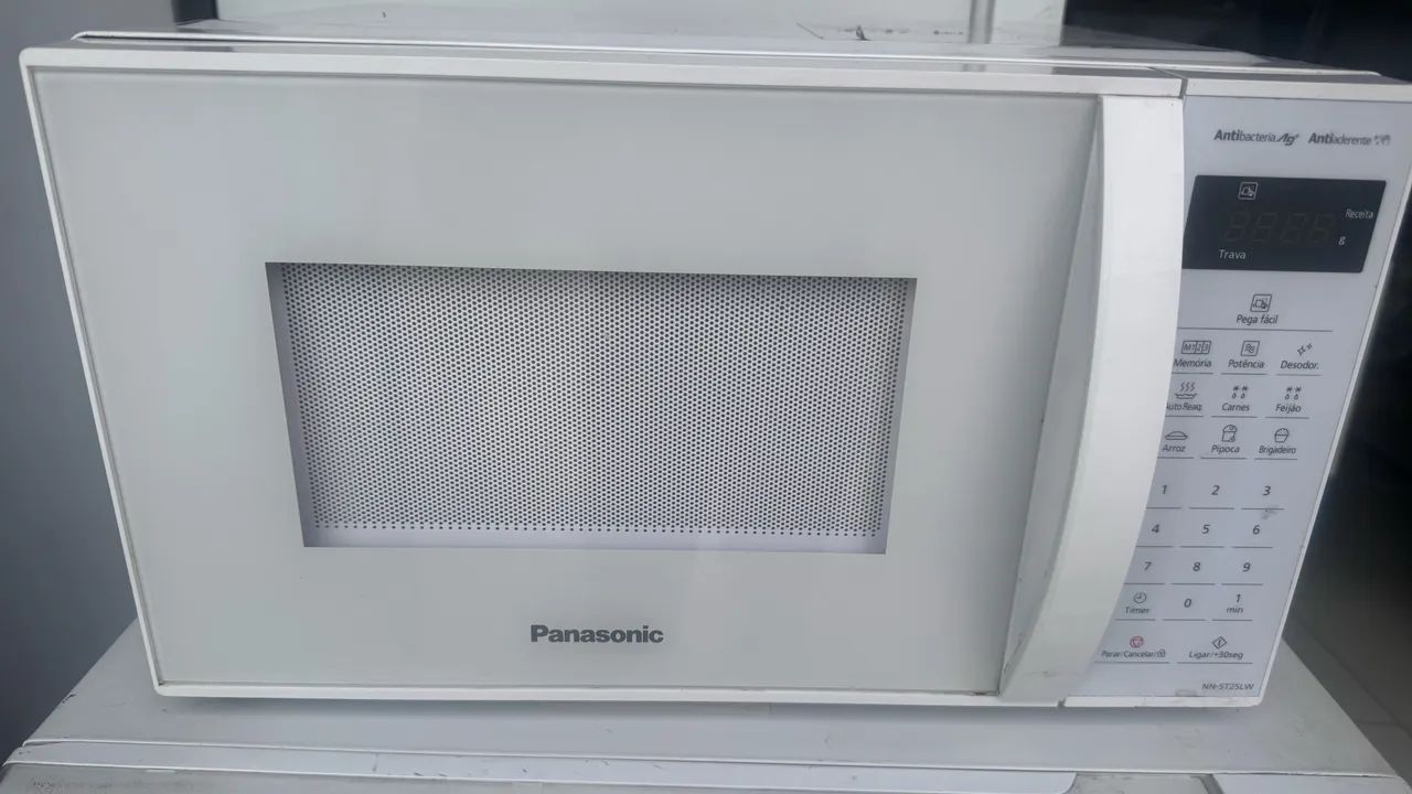 Micro ondas semi novo 