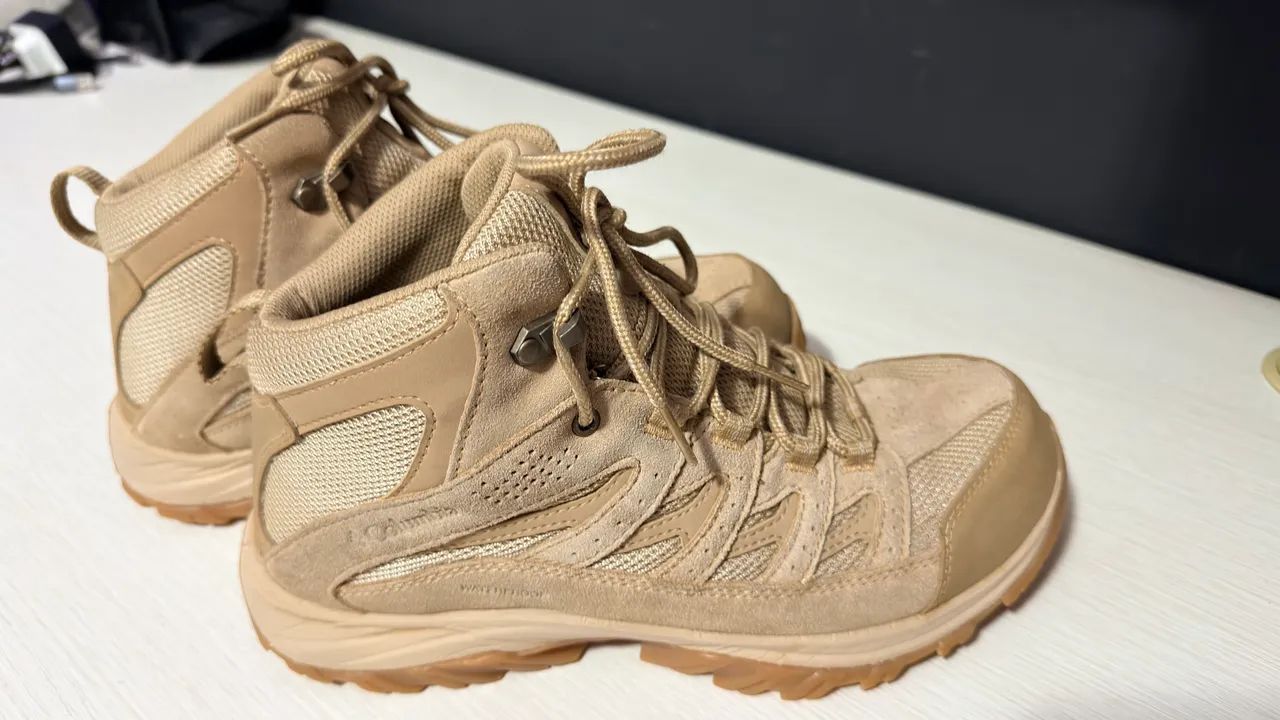Bota Columbia Crestwood Mid - 40 BR