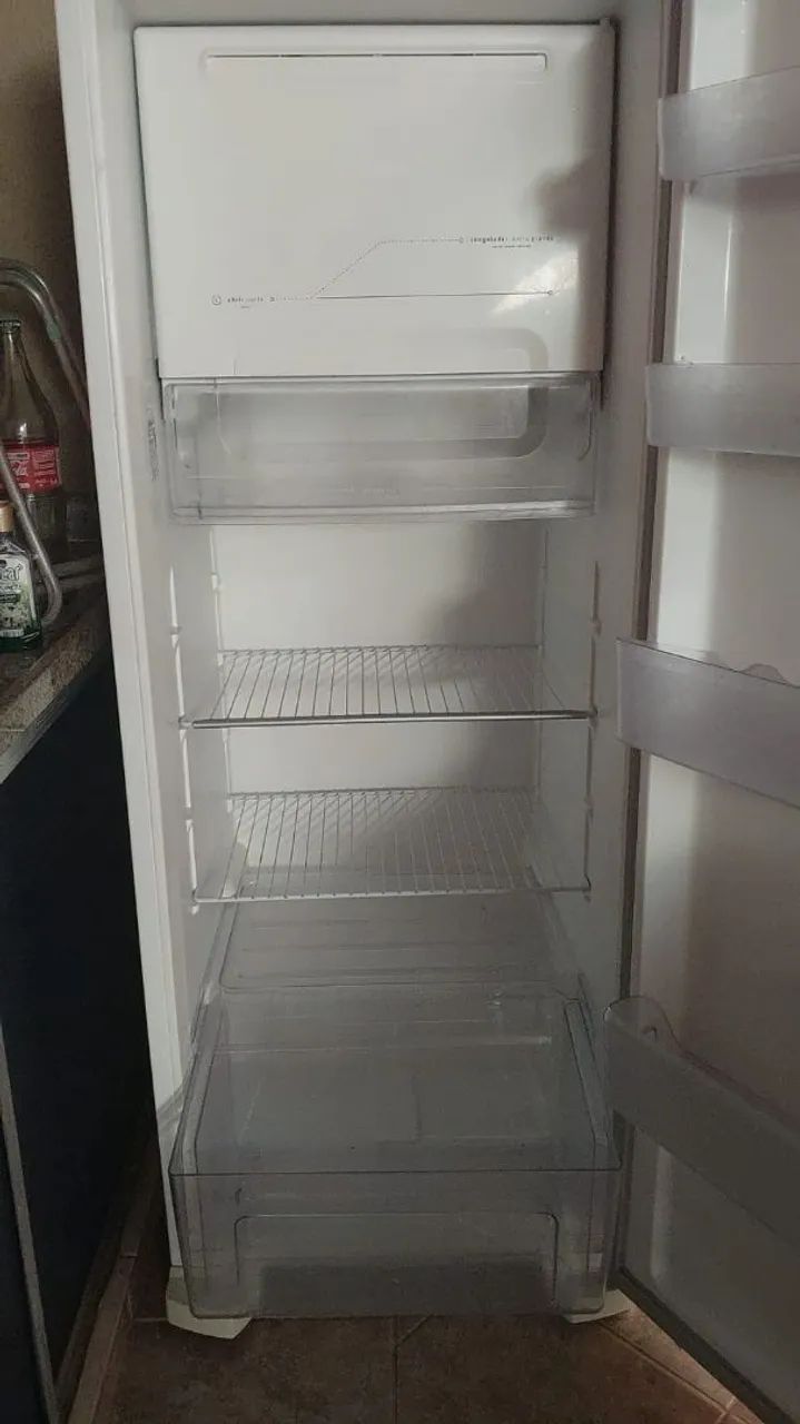 VENDO GELADEIRA ELECTROLUX  - Foto 3