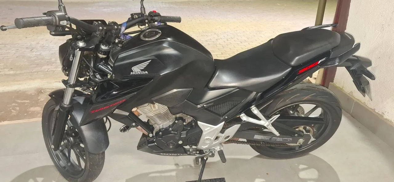 Honda CB300F  - Foto 3