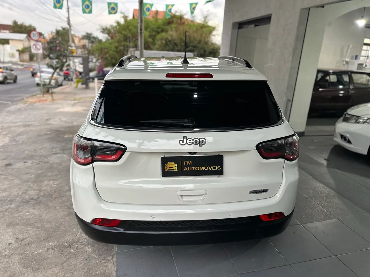 Jeep Compass Longitude 2.0 4X2 Flex 16V Aut. 2017 - Foto 5