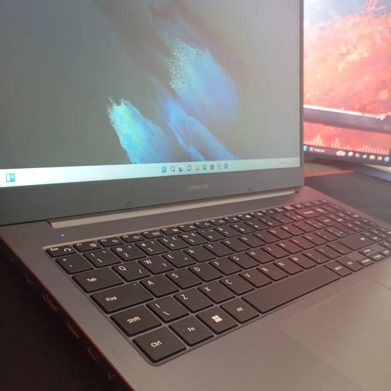 Notebook Samsung Book NP550XDA Intel Core i3 1115G4 4GB RAM - Foto 4