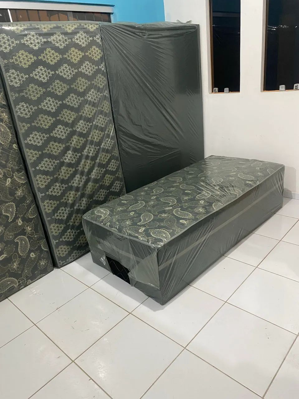Cama box de solteiro 