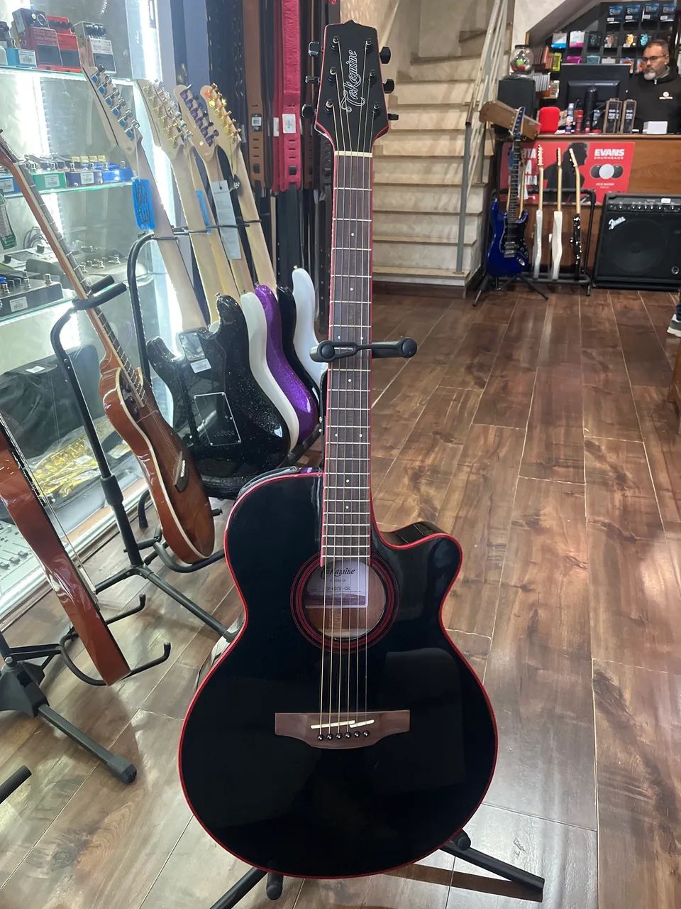 Violão Takamine 