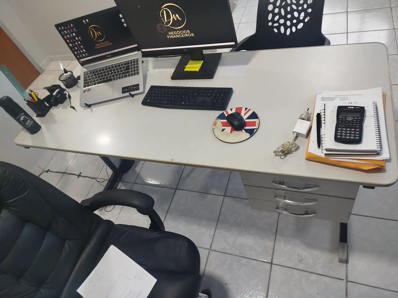 Mesa de escritório 
