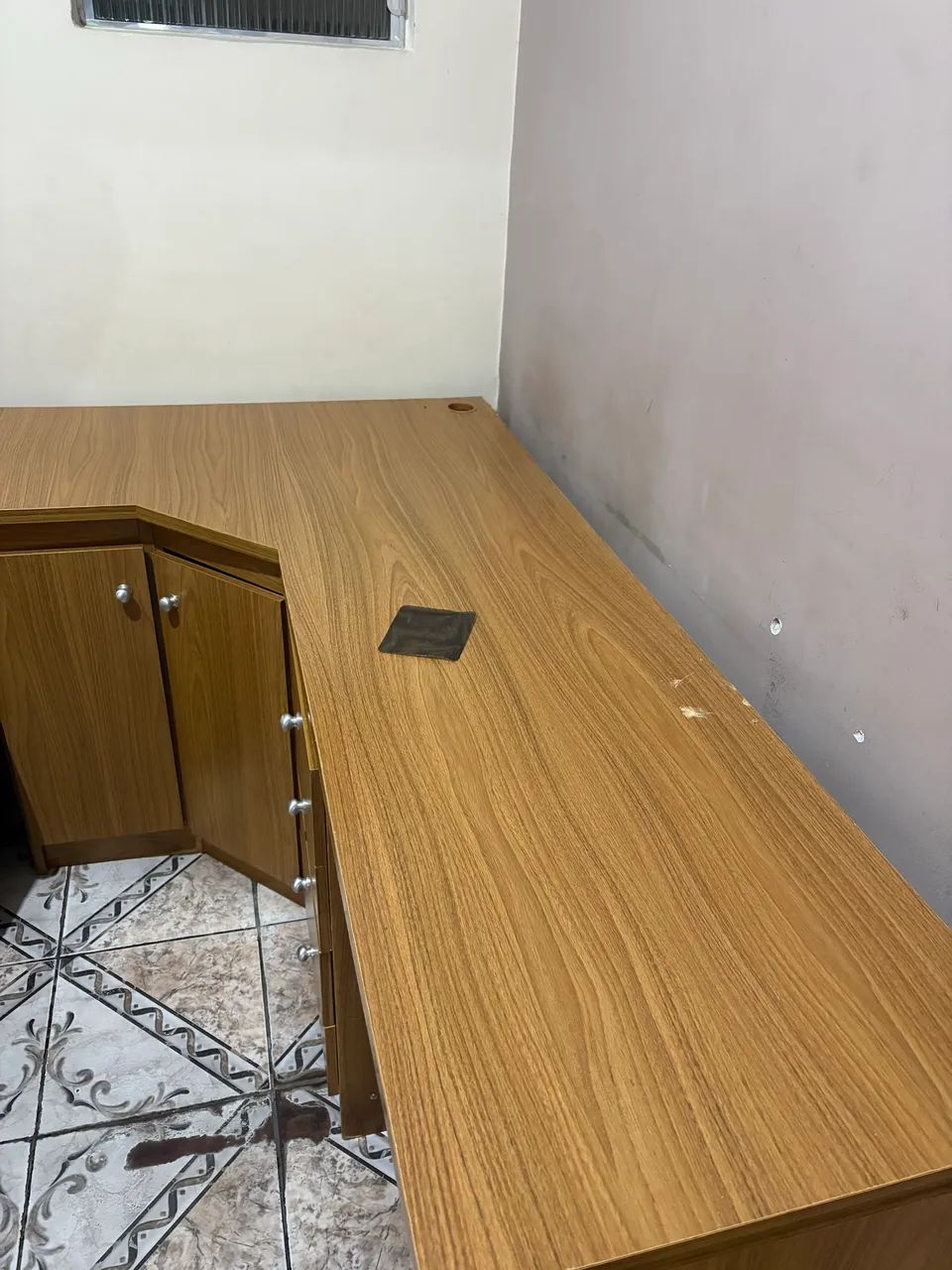 Mesa em L de madeira - Foto 4