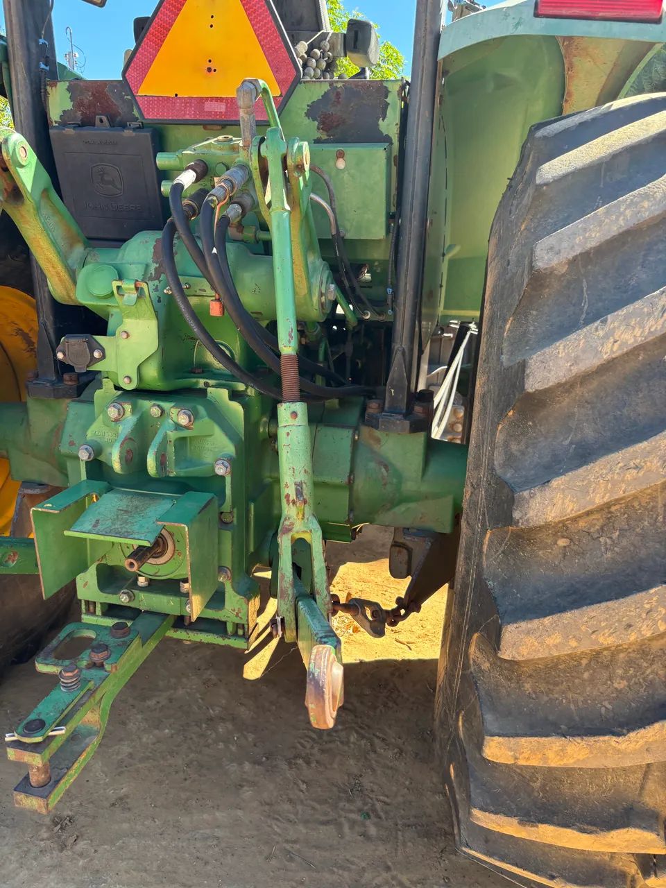 Trator john deere  segundo dono com nota fiscal  - Foto 3