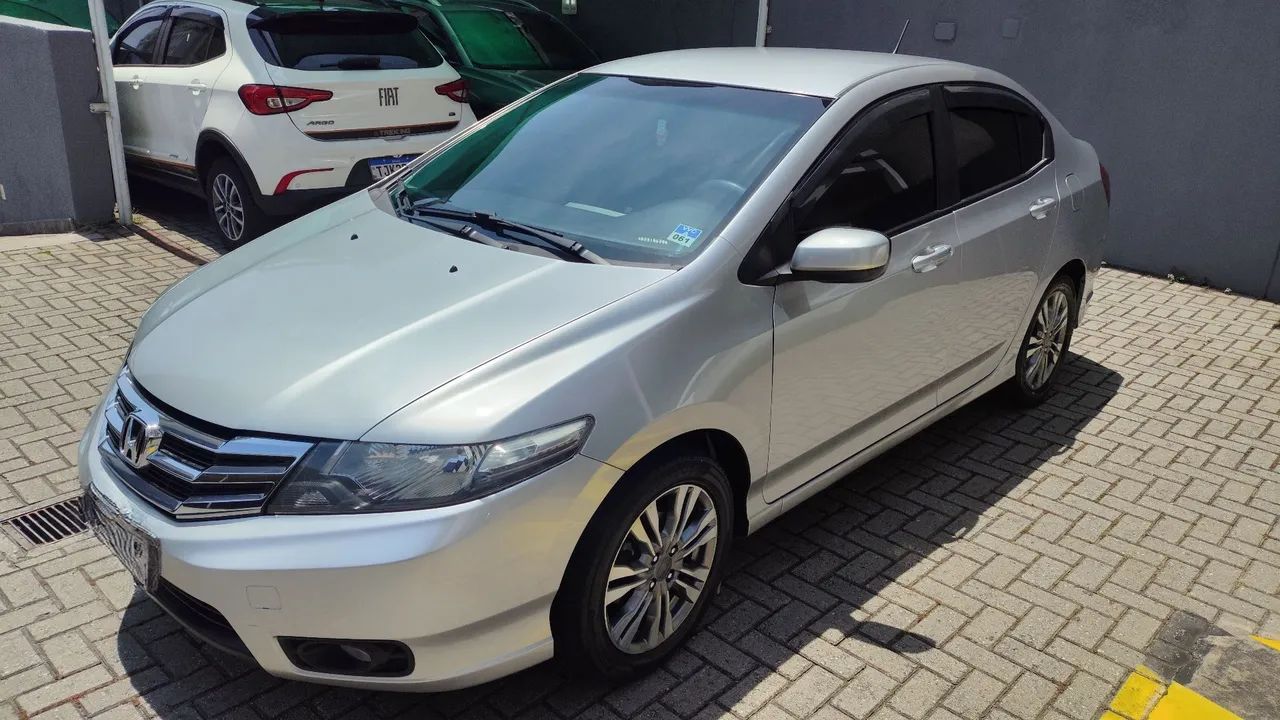 Honda City CITY Sedan LX 1.5 Flex 16V 4p Aut. 2014