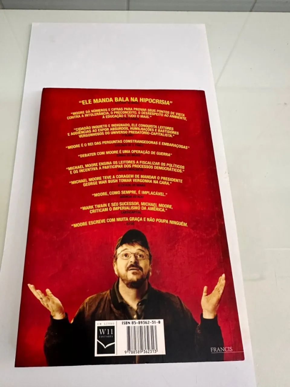 Cara, cadê meu País - Michael Moore - Foto 2