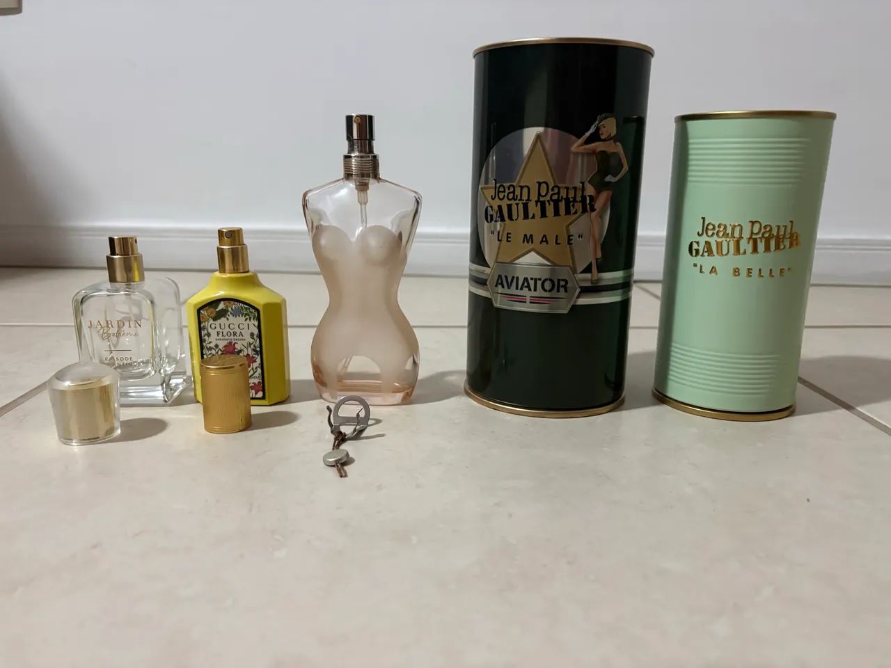 Frascos/vidros perfumes vazios - R$ 5 cada - Foto 2