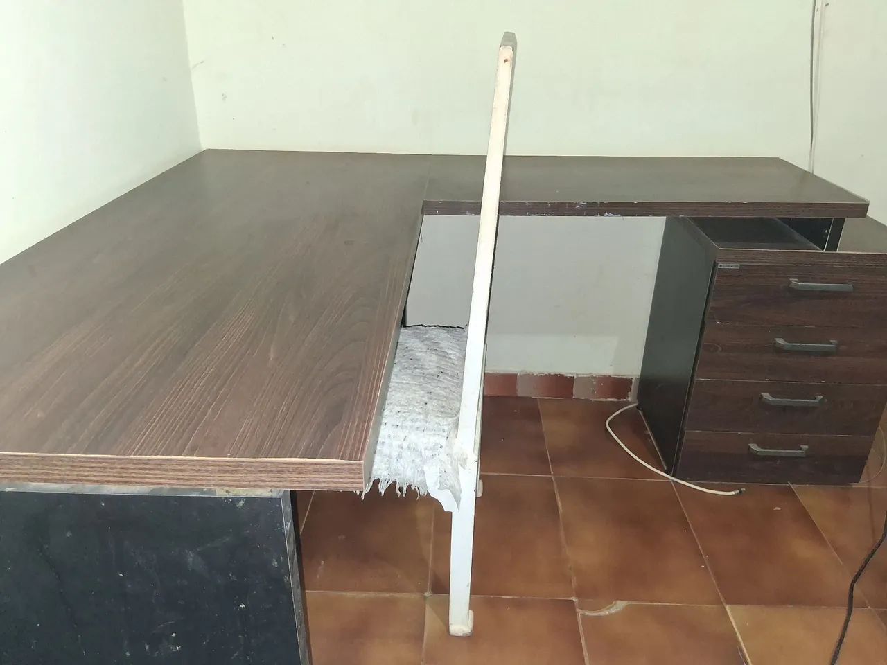 Mesa  de escritorio formato em L  - Foto 2