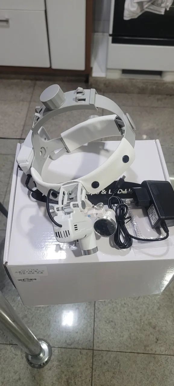Fotóforo Odontológico 