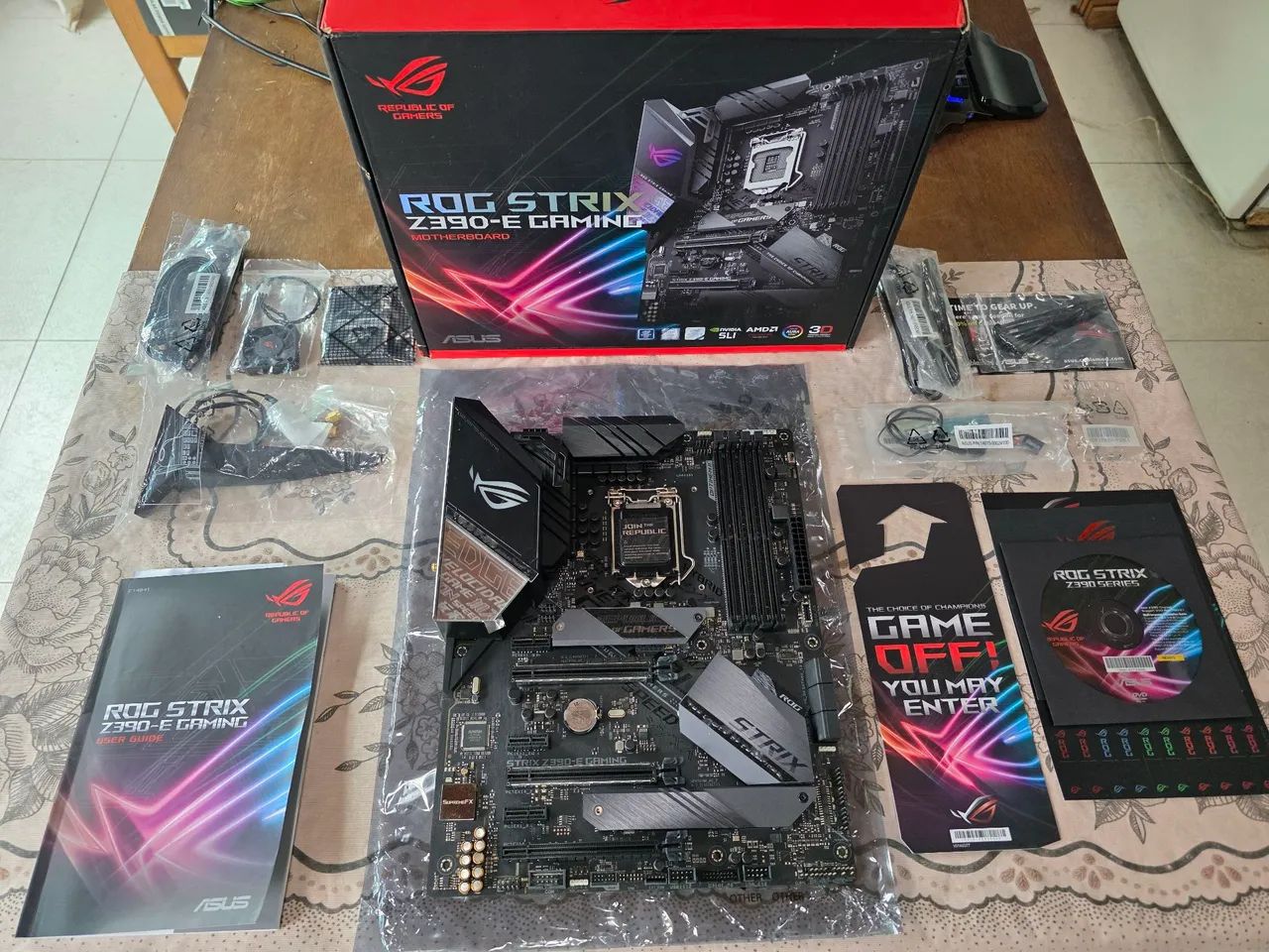 Placa mãe Asus Rog Z390-E 