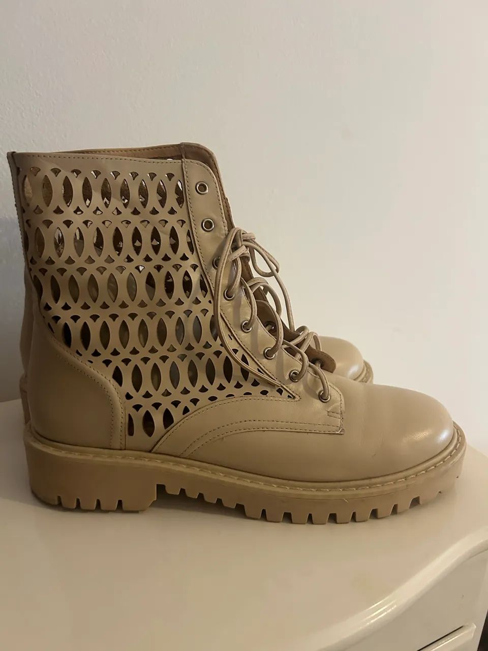 Bota couro Luiza Barcelos 